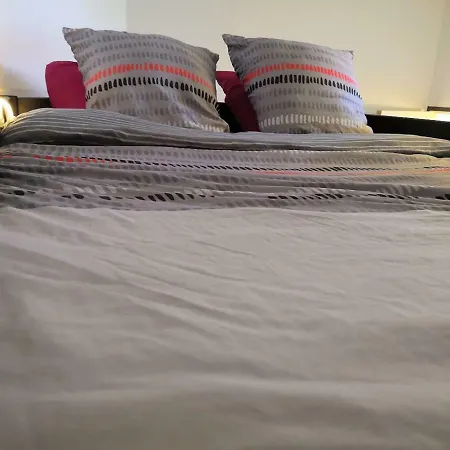 بيت ضيافة Mini Studio Cosy Avec Terrasse 15 Mn Centre Nimes 3*